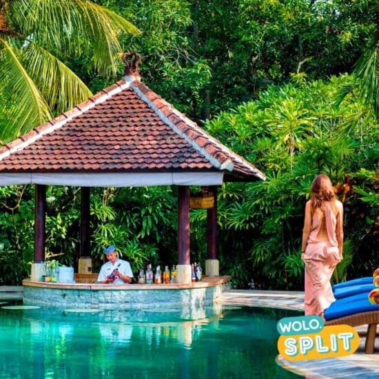 Tony's Villas & Resort Seminyak | Fully Loaded Tony's Villas bar with bartender